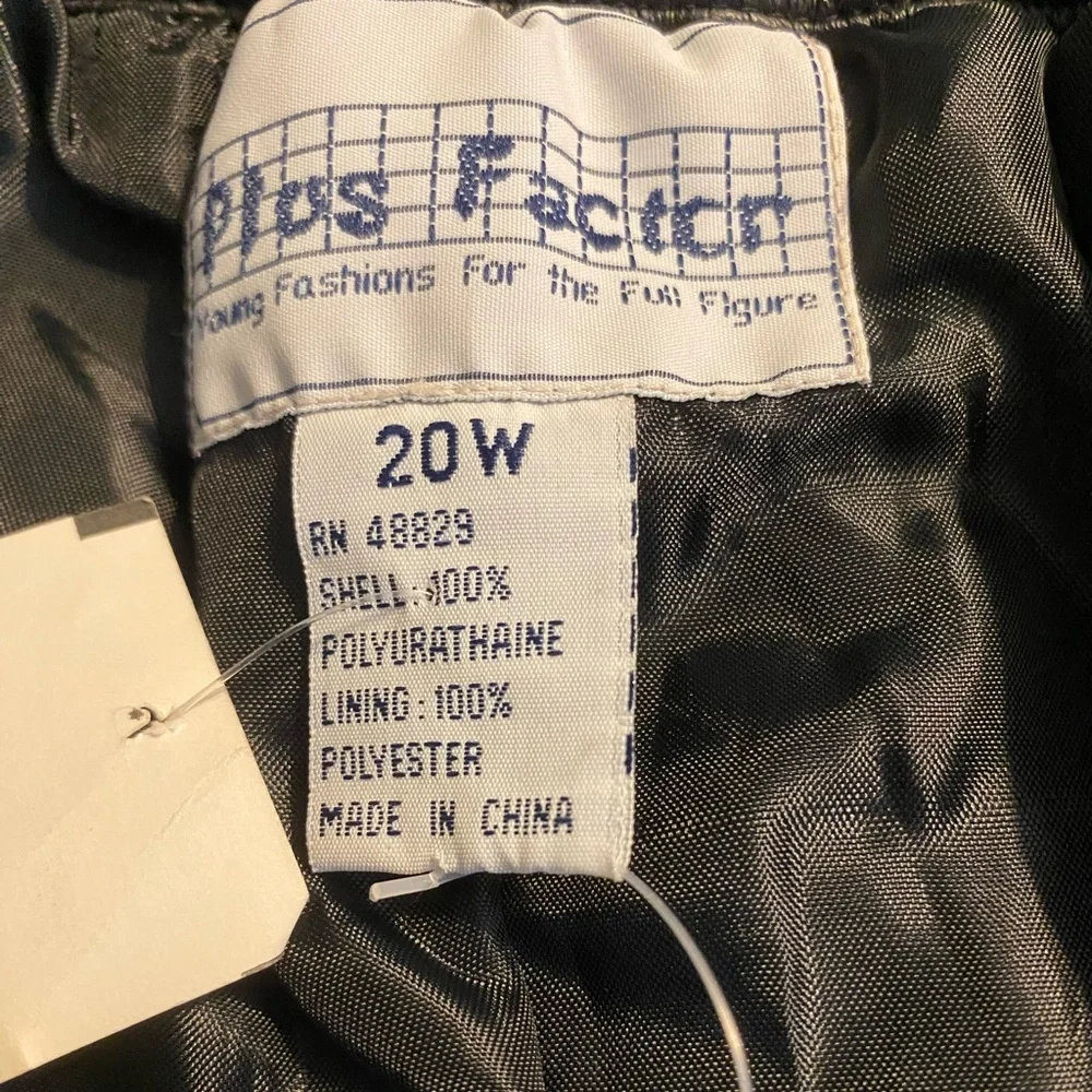 NWT Plus Factor faux leather skirt - Picture 2 of 10